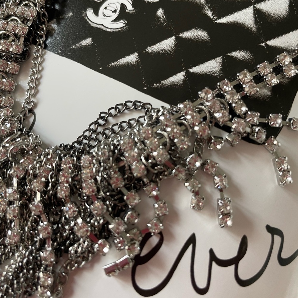 - New - Banana Republic statement necklace